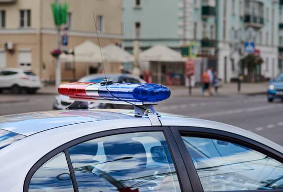 przykładowe zdjęcie radiowozu policji 
