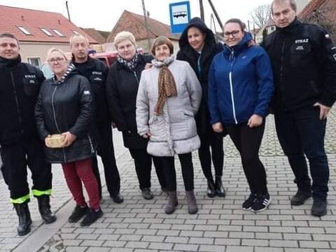 Boxy z ciastem na pomoc Pogorzelcom - relacja - 4