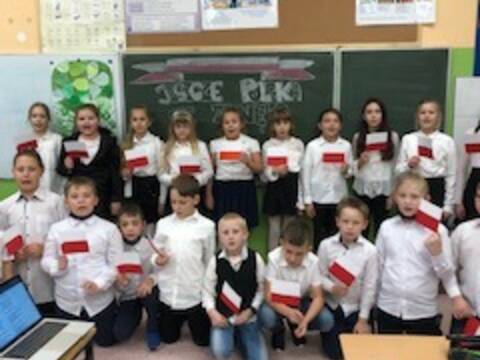 Nasza Szkoła w akcji "Szkoła do Hymnu 2021" - 7