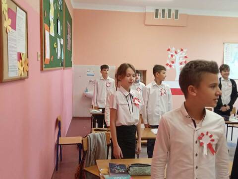 Nasza Szkoła w akcji "Szkoła do Hymnu 2021" - 19