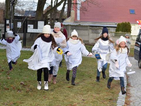 Dzień to był wesoły!- relacja z Orszaku Trzech Króli - 63