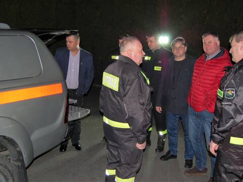 Toyota Hilux zasiliła siły OSP w Kłobuczynie - 1