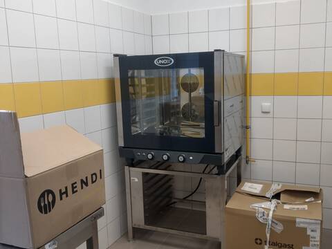 Wyposażenie sali wiejskiej w Kłobuczynie - relacja - 9