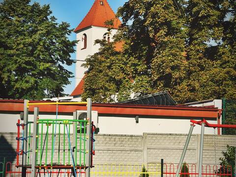 Nowy plac zabaw w "Kasztanowej Wiosce" - 5
