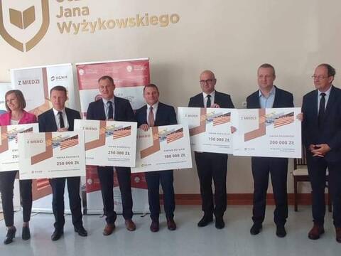 250 tysięcy od KGHM Polska Miedź S.A. - 4