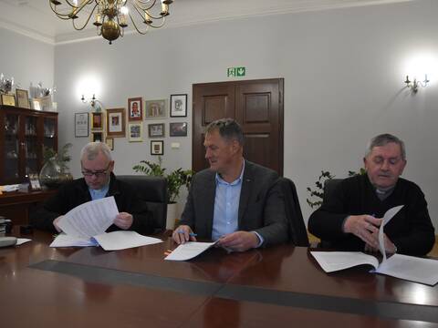 Ponad pół miliona złotych na prace konserwatorskie w kościołach  - 2