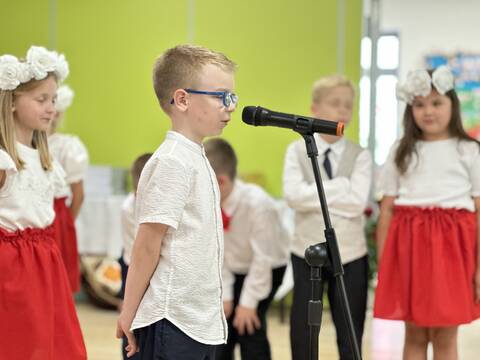 Grupa 6-latków pożegnała się z Publicznym Przedszkolem w Gaworzycach - 43