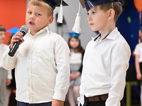 „Jeżyki” pożegnały przedszkole - 46