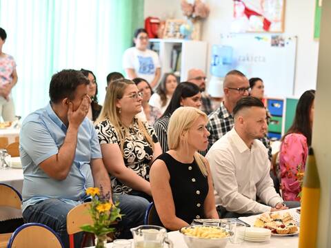 „Jeżyki” pożegnały przedszkole - 16