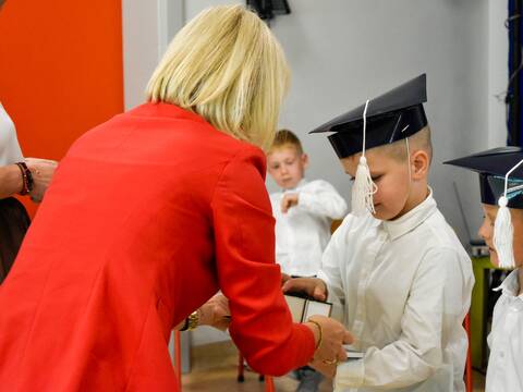 „Muchomorki” zakończyły przedszkolną przygodę - 24