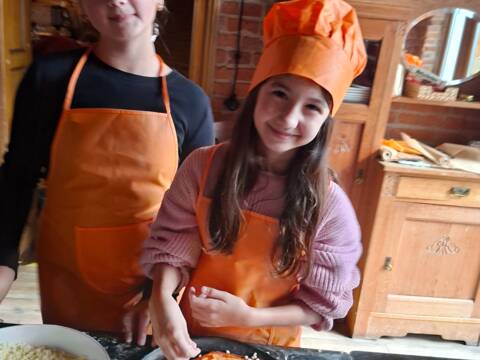 "Dyniowy zakątek” w Olszanach – jesienna wyprawa w ramach  programu edukacyjnego „Wyprawy terenowe z Etnoekipą 2026" - 9