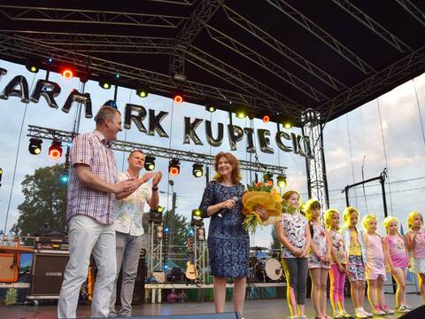 Gaworzycki Jarmark Kupiecki - na scenie z Haliną Frąckowiak