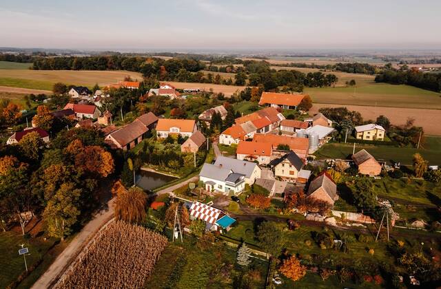 widok z lotu ptaka na miejscowość Grabik