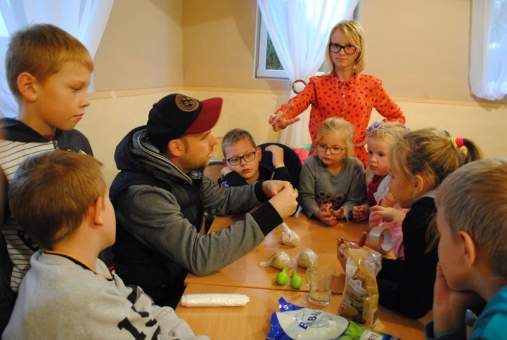 Warsztaty kuglarskie z elementami teatru