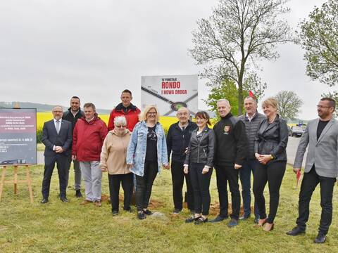 Rusza budowa ronda i nowej drogi w kierunku Dalkowa - 15